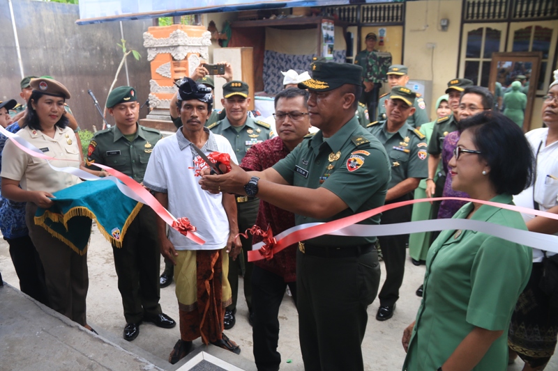 Hargai Jasa Para Pejuang, Kodam Rehab Rumah Veteran