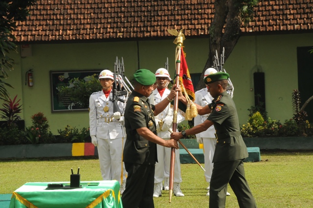 Pangdam IX/Udayana : Pimpin dan Bawa Yonzipur/YKR  Jadi Kebanggaan”