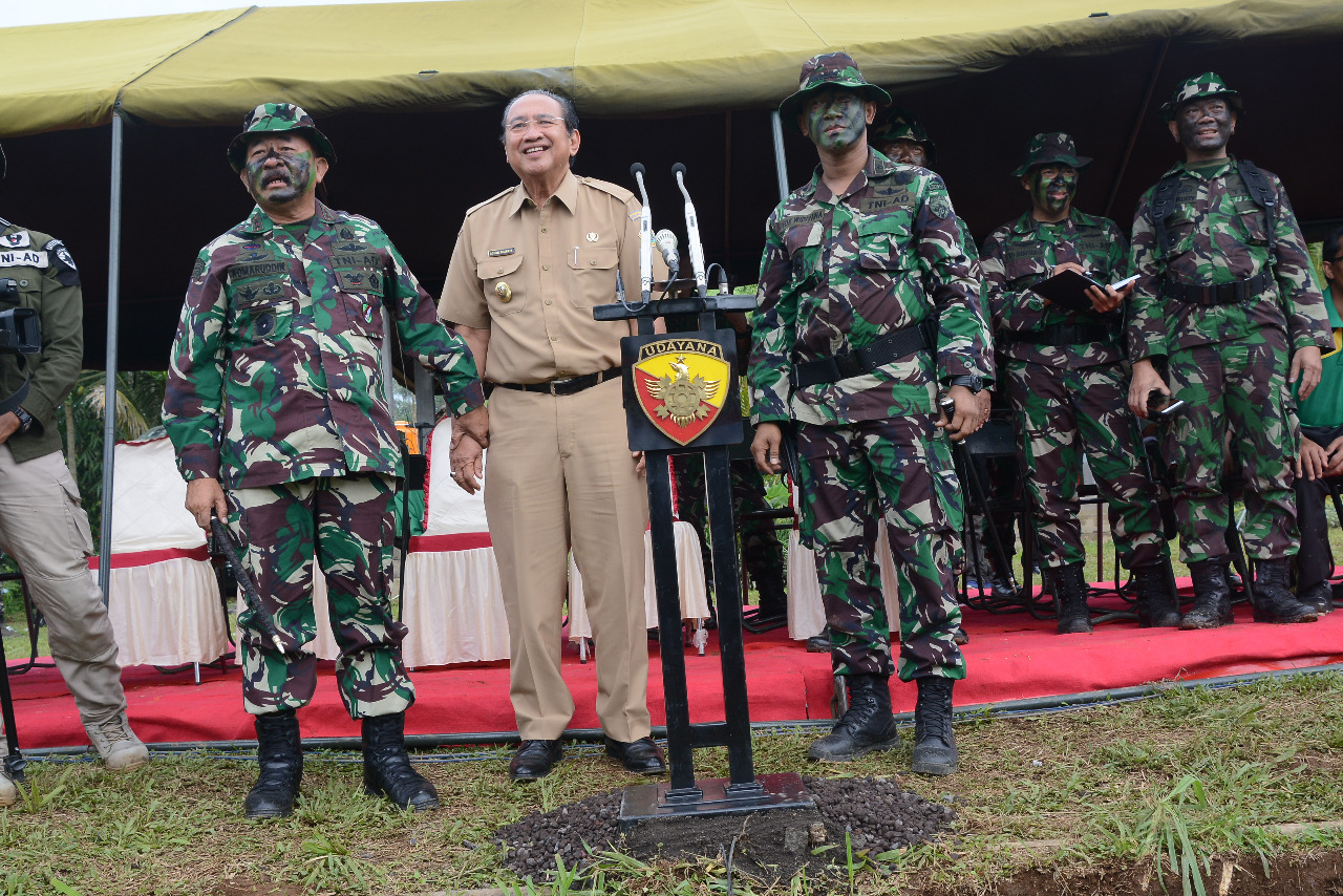 Kembali Ke Norma Dasar Keprajuritan, Ribuan Prajurit Kodam IX/Udayana Melaksanakan Latihan Minggu Militer Di Banjar Pilan