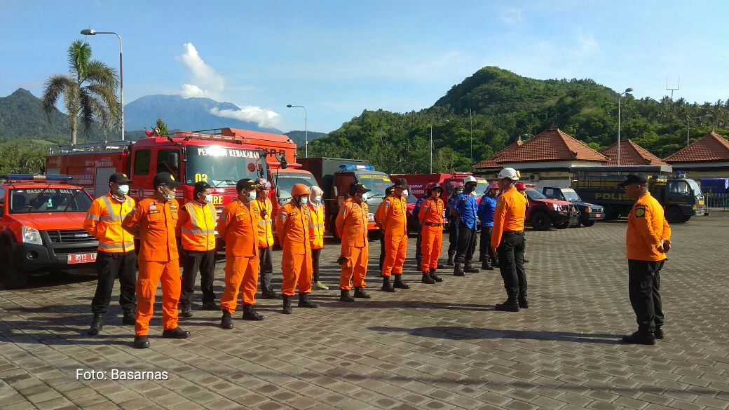 Tim SAR Gabungan Tetap Siaga Menghadapi Ancaman Erupsi Besar-Besaran Gunung Agung