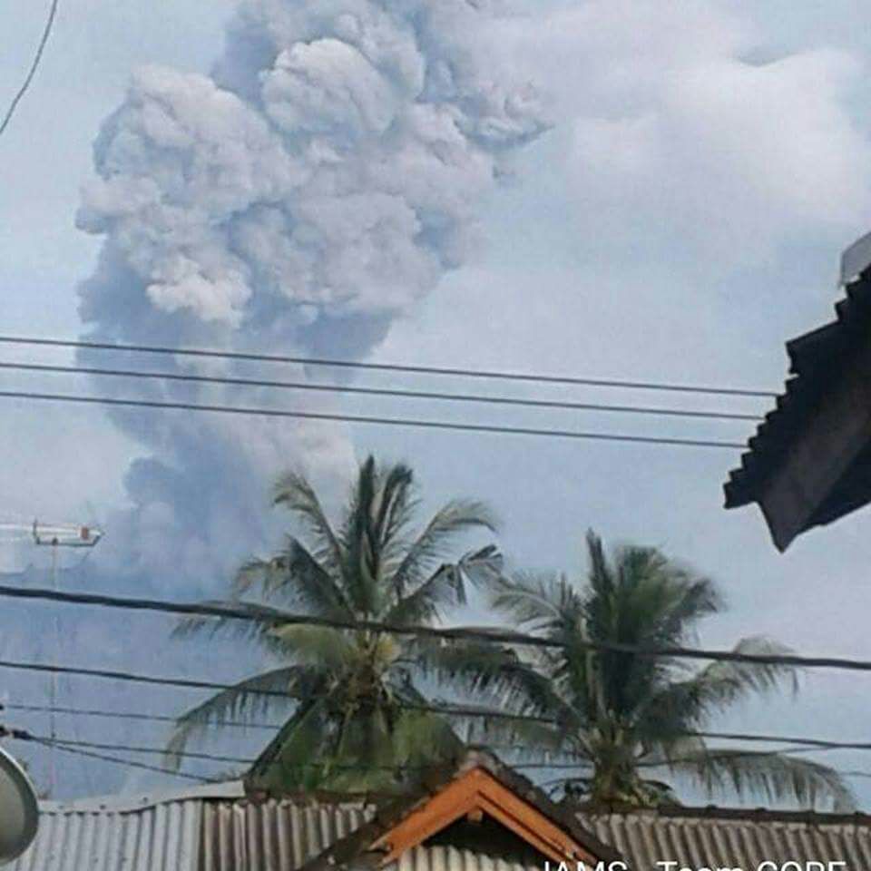 Gunung Agung Kembali Erupsi, Tidak Terdampak Ke Bandara Ngurah Rai