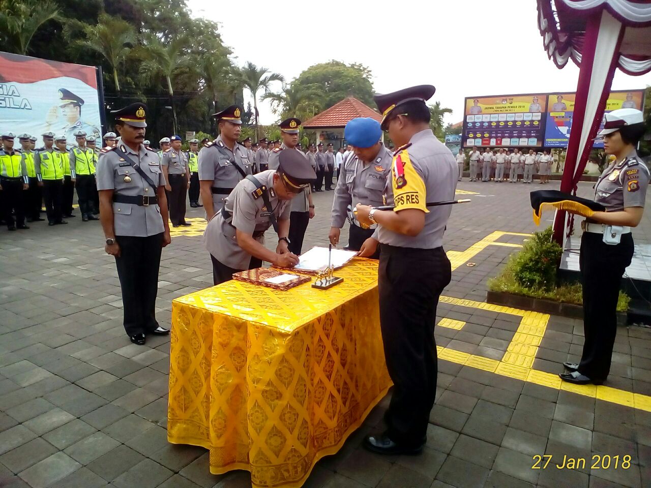 Kapolres Jembrana Pimpin Sertijab Kasat Binmas dan Kasat Lantas Polres Jembrana