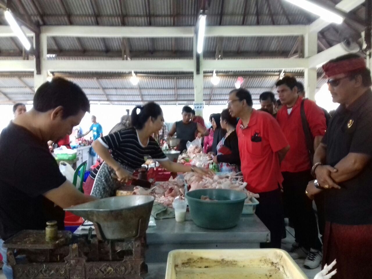 Koster Blusukan di Pasar Suwung Batan Kendal