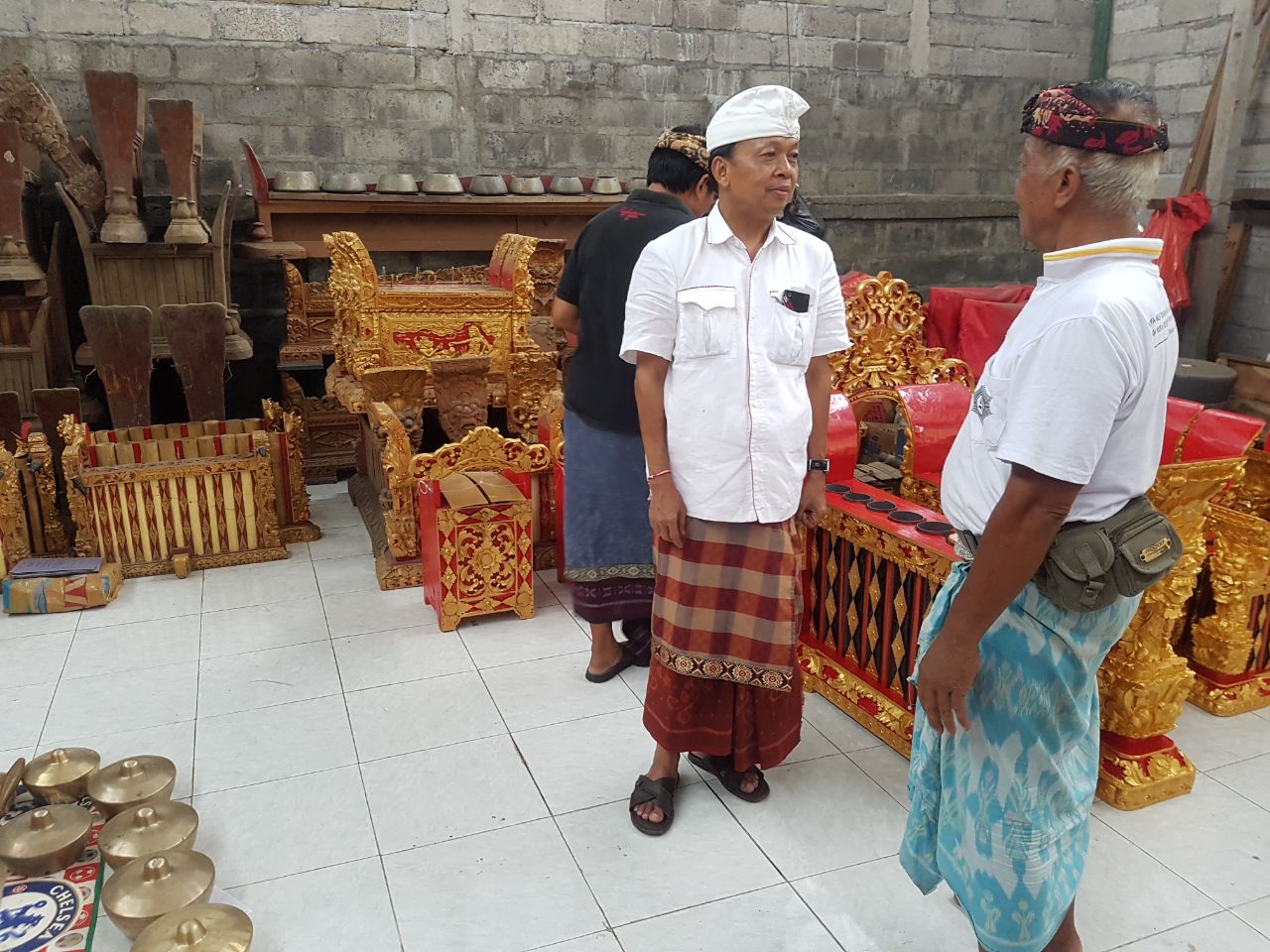 Koster Kunjungi Sentra Industri Gamelan : Penguatan Desa Adat