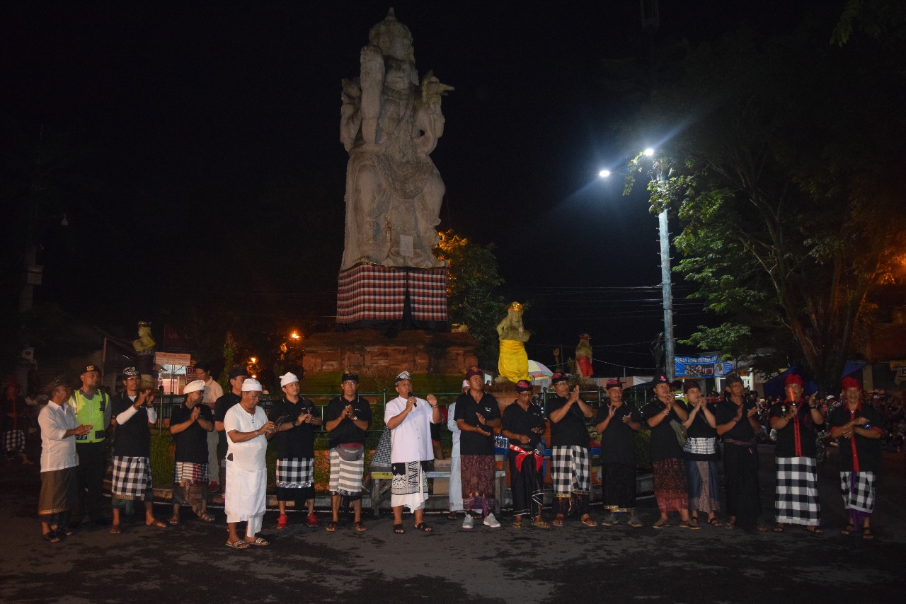 Dukung Polri Berantas Konten Hoax, Ketua DPRD Badung Deklarasikan Anti Hoax