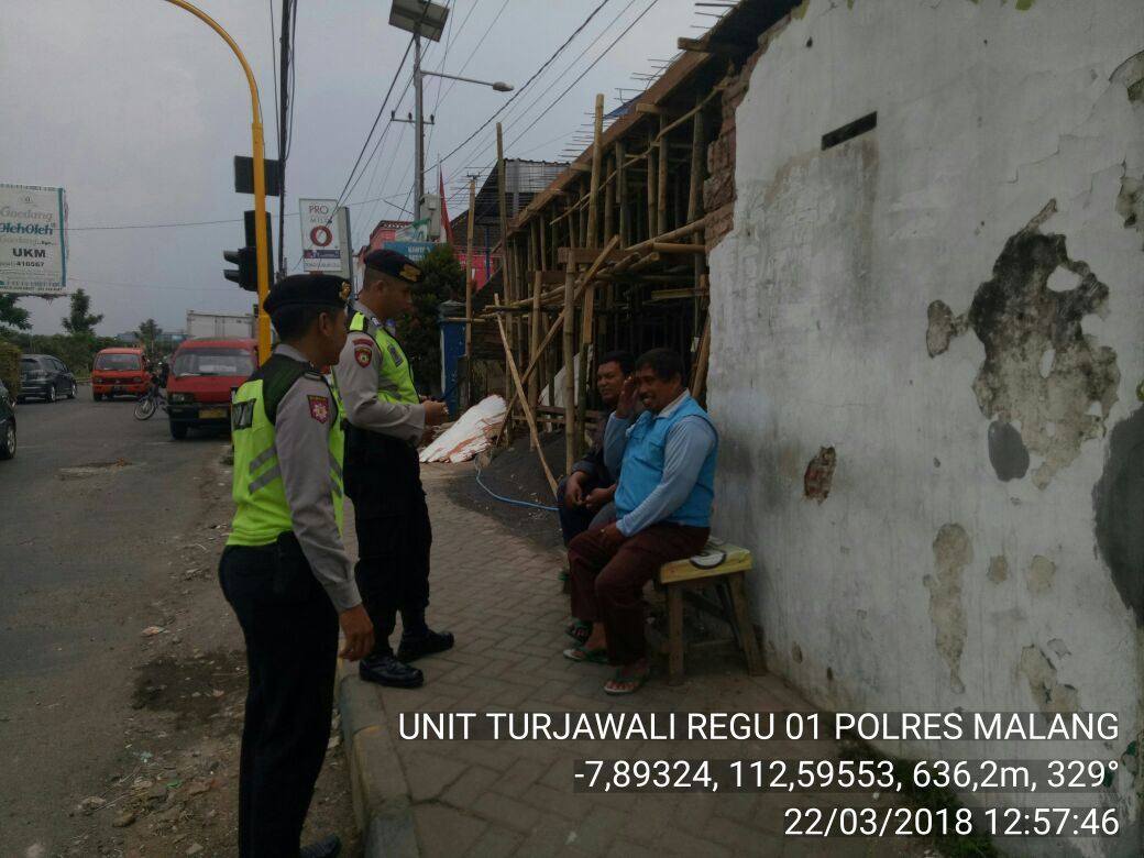 Sat Sabhara Polres Malang Ajak Masyarakat Budayakan Tertib di Ruang Publik