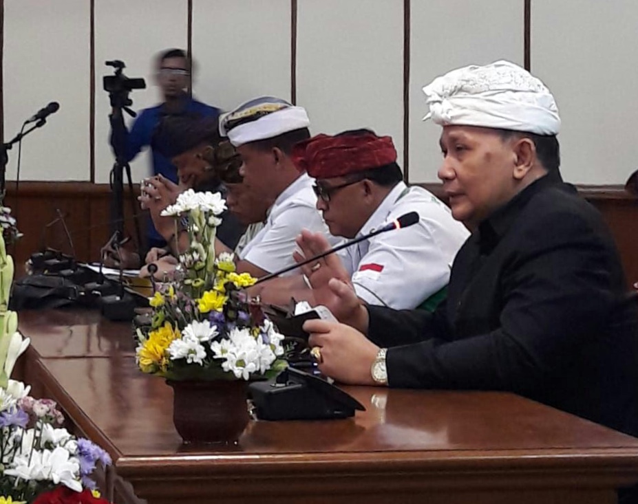 Hiraukan Lingkungan Hidup, Tolak Perbup Galian C