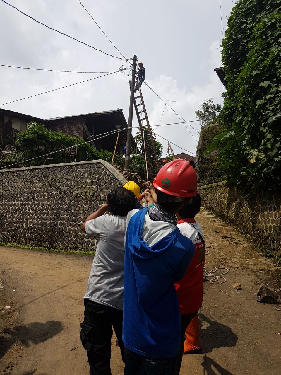 Tanggap Gempa Banjarnegara, PLN Terjunkan Personil