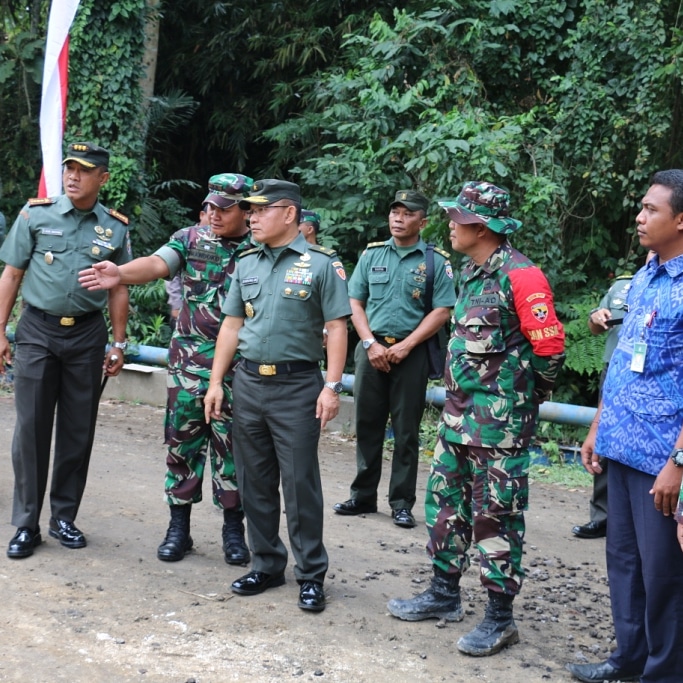 Waaster Kasad Laksanakan Wasev TMMD ke 101 di Desa Pangsan Kec Petang Badung