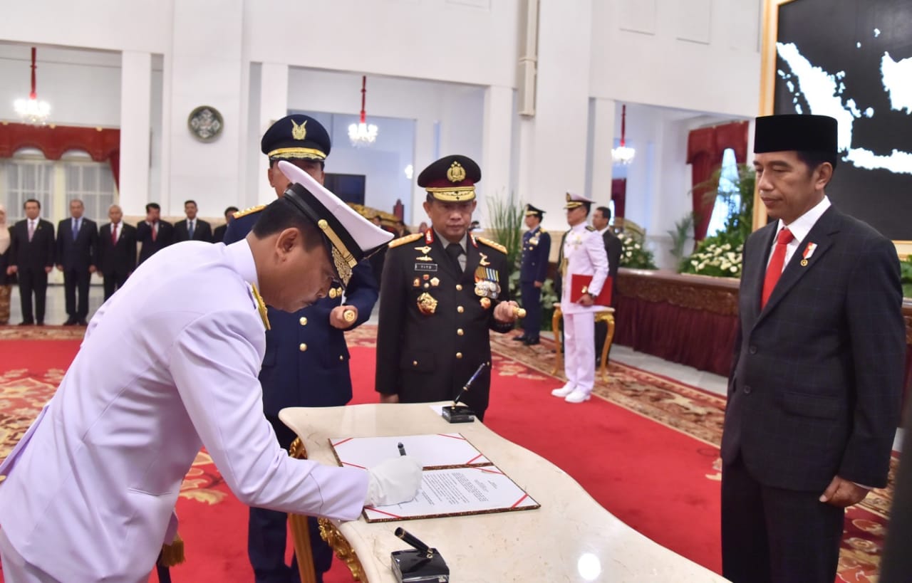 Presiden Lantik Siwi Sukma Adjie Sebagai KSAL