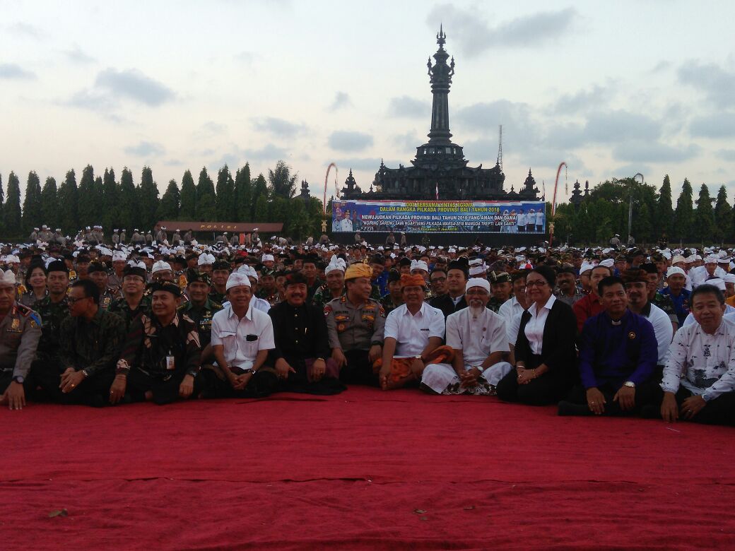 Cok Ace Hadiri Doa Bersama Pilkada Damai di Monumen Bajra Sandhi Renon
