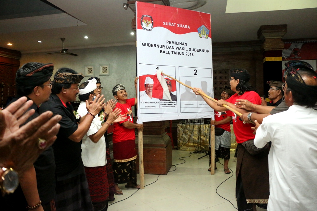 Jika Terpilih, Koster Siap Hibahkan Aset Provinsi Untuk Wantilan di Padanggalak