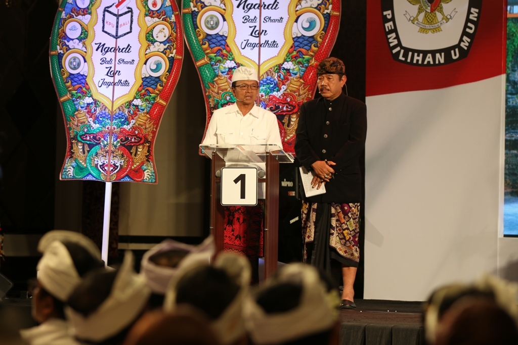 Rai Mantra Tanya Cara Menciptakan Pemerintahan Bersih, Ini Jawaban Koster