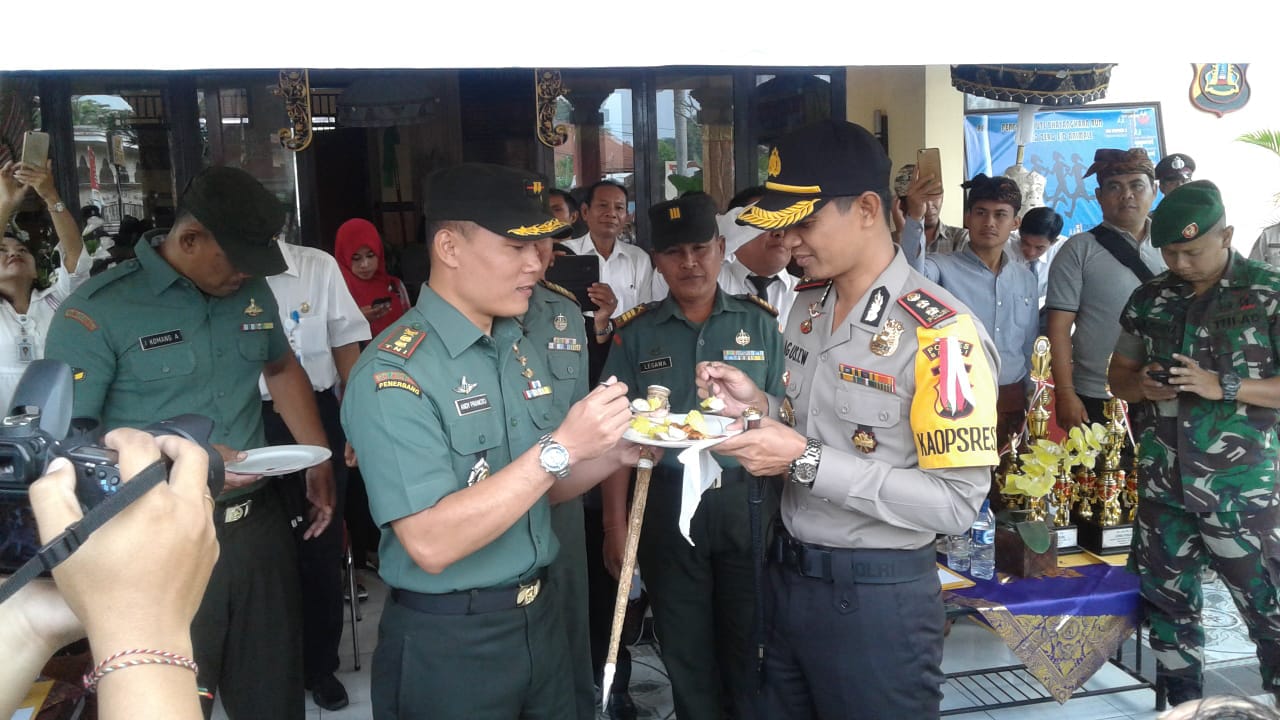 Dandim 1626/Bangli Bersama Anggota Datangi Polres Bangli
