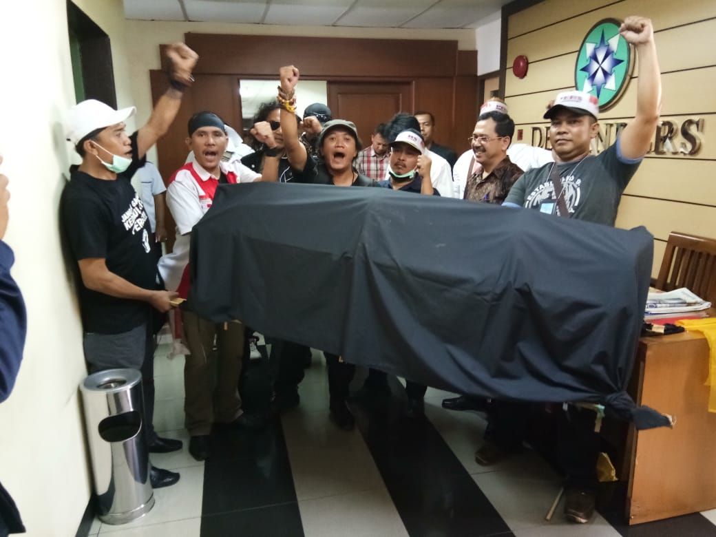 Didemo Perwakilan Wartawan se Indonesia, Dewan Pers Ketakutan dan Melarikan Diri
