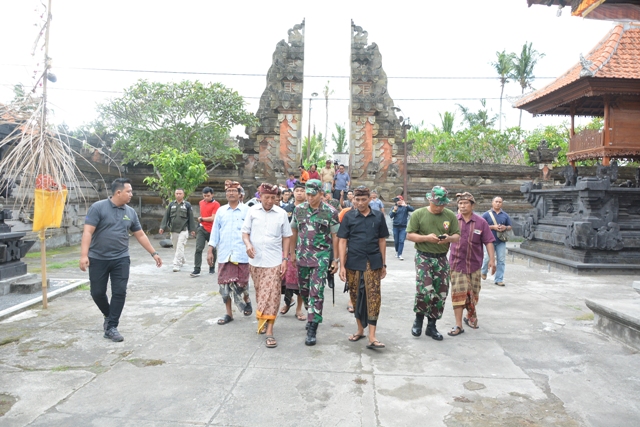 Aplikasikan Semangat Tri Hita Karana Kodam IX/Udayana Gelar Karya Bhakti dan Bhakti Sosial