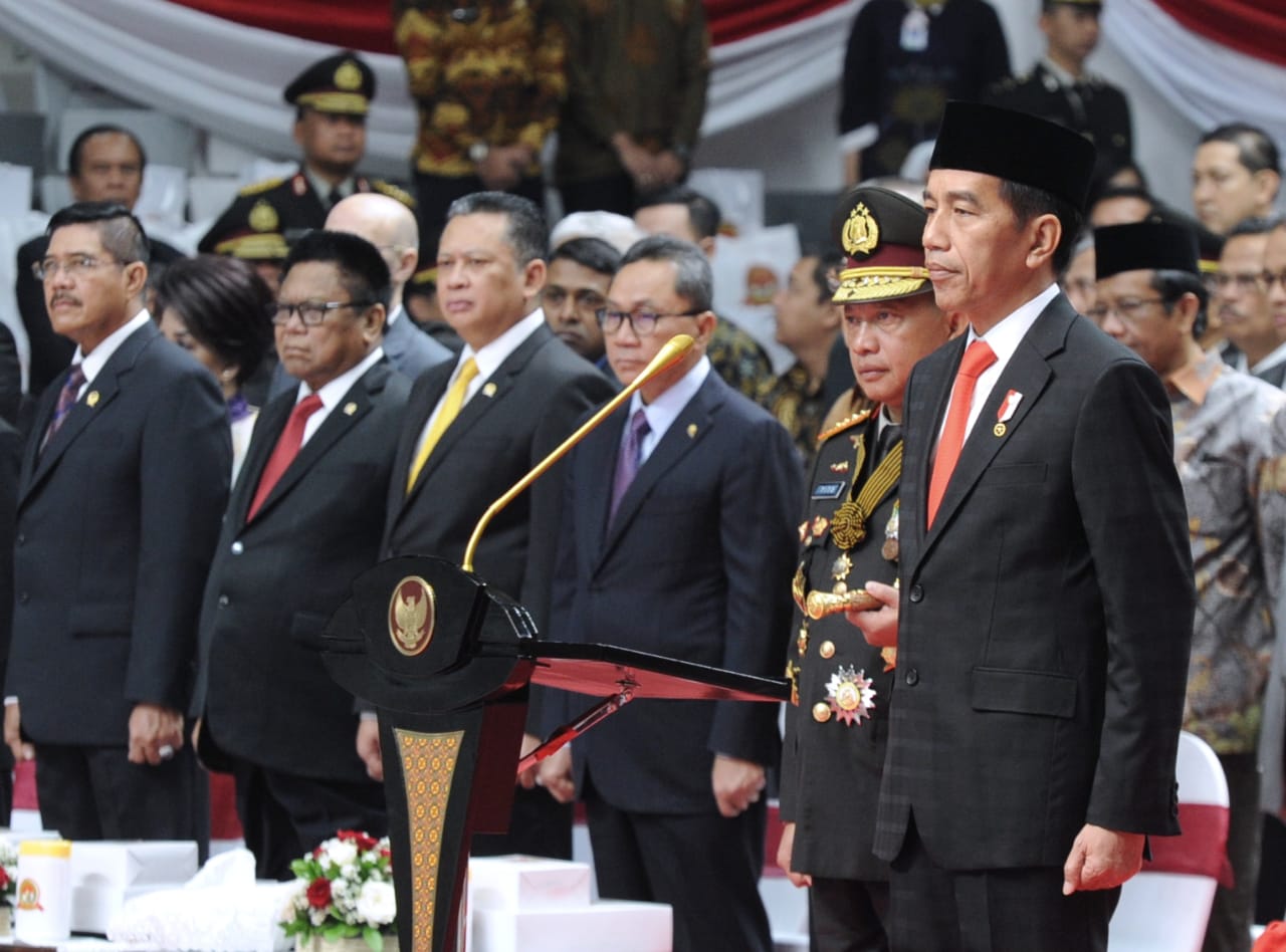 Hadiri Upacara Bhayangkara ke-72, Presiden Jokowi Apresiasi Kerja Keras Polri