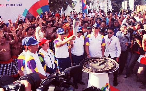 Api Obor Asian Games XVIII Tiba di Bali, Gubernur Harapkan Pelecut Motivasi Prestasi Olahraga dan Pemersatu Masyarakat Bali