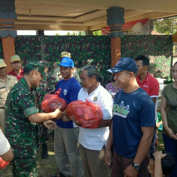 Kasdam IX/Udayana Kunjungi TMMD 102 di Desa Delod Brawah