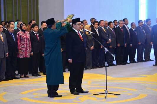 Ketua Mahkamah Agung Pimpin Upacara Sumpah Jabatan Anggota BPK Periode 2018-2023