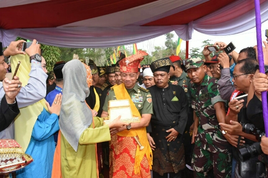 Kasad : TMMD Manifestasi Peningkatan Kesejahteraan Rakyat dan Kemanunggalan TNI dan Rakyat
