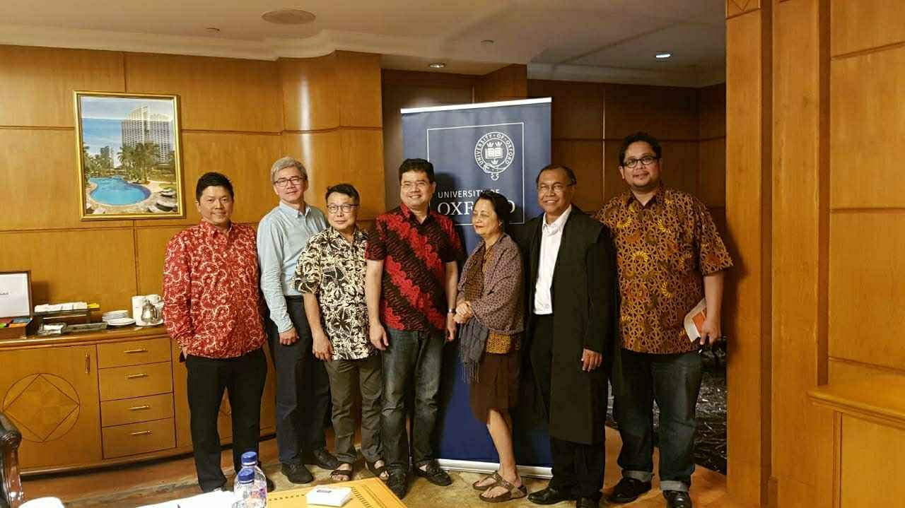 Willem Burung :  Jangan Sampai Bahasa di Papua Punah