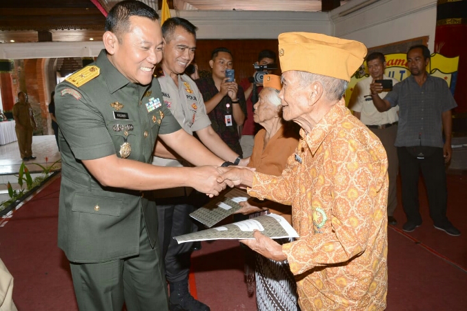 Pangdam Udayana Ajak Veteran Tetap Semangat dan Kompak Demi Melanjutkan Pembangunan Nasional