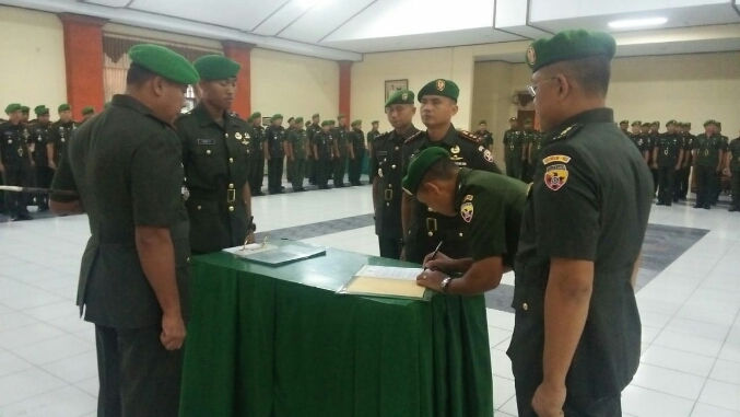 Acara Tradisi Penyerahan Jabatan Kasrem 163 Wira Satya Dan Sertijab Dandim 1610 Klungkung