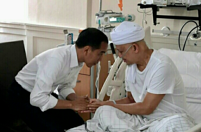 Presiden Doakan Kesembuhan Ustadz Arifin Ilham
