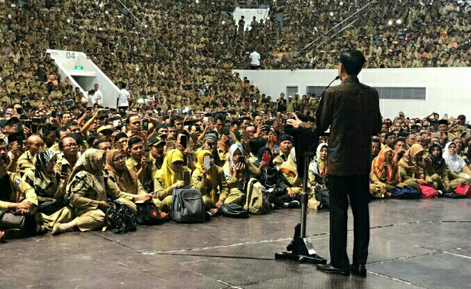Presiden Jokowi Bertemu Persatuan Perangkat Desa Indonesia