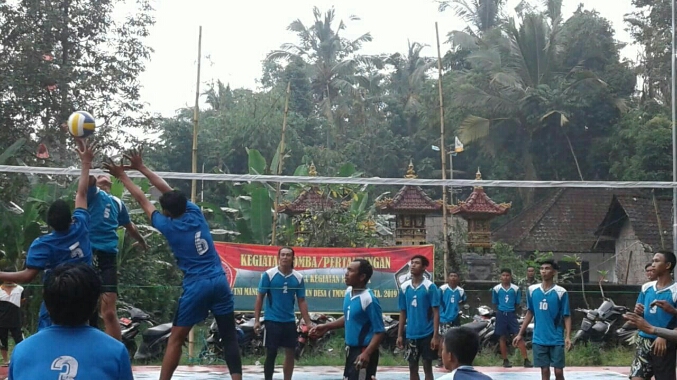 Satgas TMMD Gelar Pertandingan Bola Voley Antar Klub Desa Peninjoan