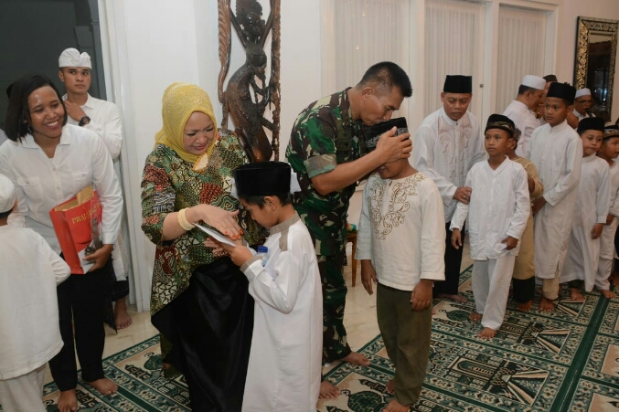 Pangdam Gelar Doa Bersama Anak Panti Asuhan Dari Lintas Agama