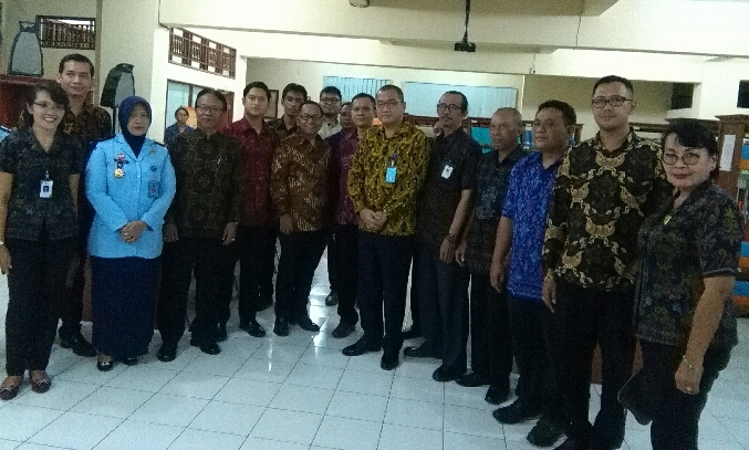 Dirjen AHU Kemenkumham RI Dorong Universitas Dwijendra Buka Vokasi