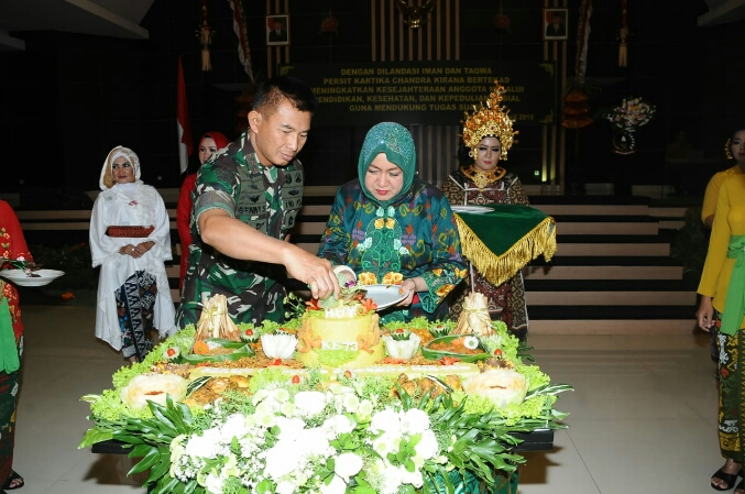 Puncak Peringatan Ke-73 Persit KCK, Jadikan Inspirasi dan Motivasi Dalam Membangun Kebersamaan