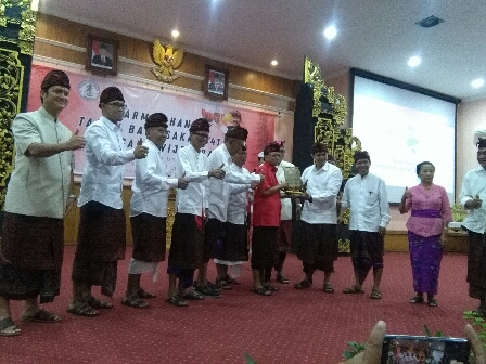 Gubernur Koster Beri Dharma Wacana Di Dwijendra: Visi Misi Dwijendra Searah Dengan “Nangun Sat Kerthi Loka Bali”