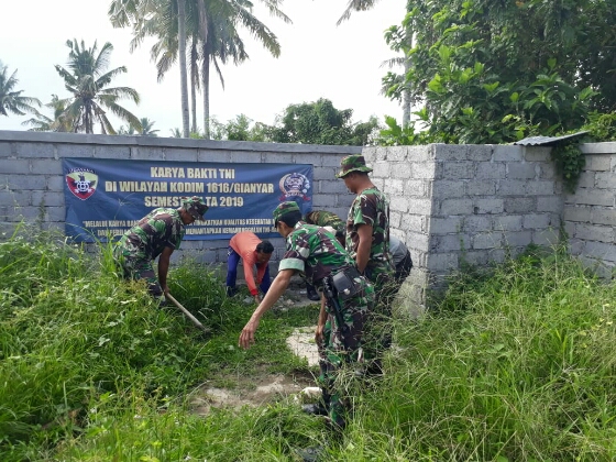 Kodim Gianyar Lanjutkan Program Jamban Sehat