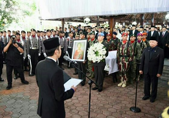 Bamsoet Pimpin Upacara Persemayaman Ani Yudhoyono di Cikeas