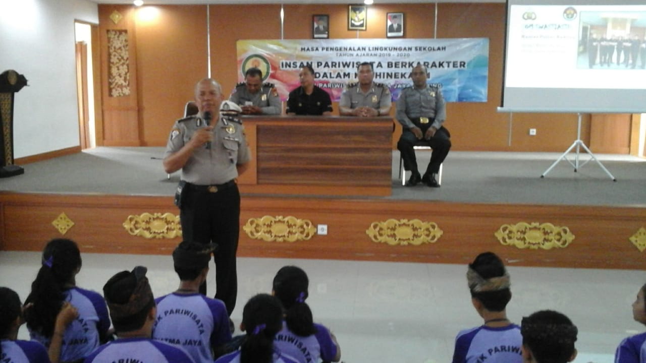 Sosialisasi UU ITE: Dilarang Di Dunia Maya, Dilarang Pula Di Dunia Nyata