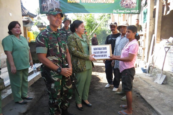 Persit Peduli Warga Kurang Mampu Dan Penyandang Disabilitas