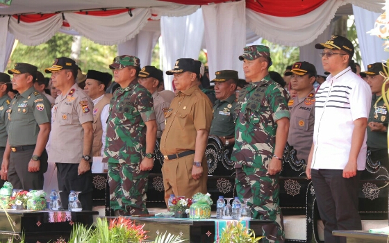 Sasar 100 Unit RTG, Pangdam Udayana dan Gubernur NTB Dampingi Kasad Tutup TMMD Ke-105 Lotim