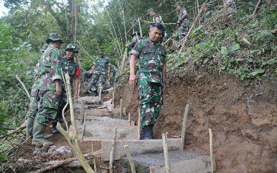 Air Terjun “Tirta Tiasa Udayana”, Persembahan Satgas TMMD Ke-105 Di Desa Nyanglan Klungkung