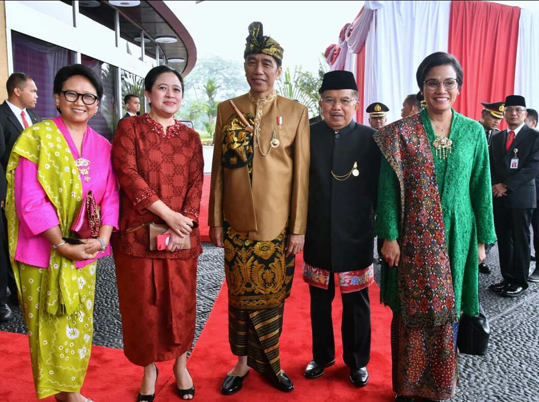 Presiden Jokowi Kenakan Pakaian Adat Sasak Saat Pidato Kenegaraan