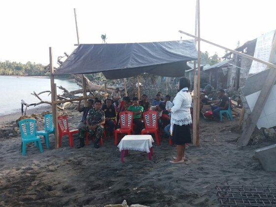 Babinsa Desa Rusoh Bantu Bangun Tempat Ibadah