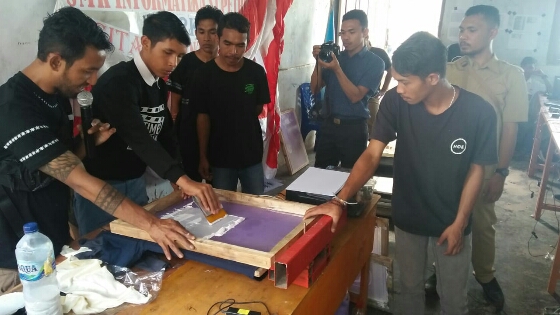 Hari Sumpah Pemuda, SMK Informatika St. Petrus Ruteng Gelar Kegiatan Workshop dan Literasi