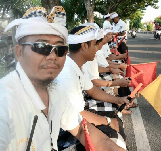 Warga Banjar Sakah Kompak Hadapi Proses Kriminalisasi Terhadap Kelian Adat dan Pecalang