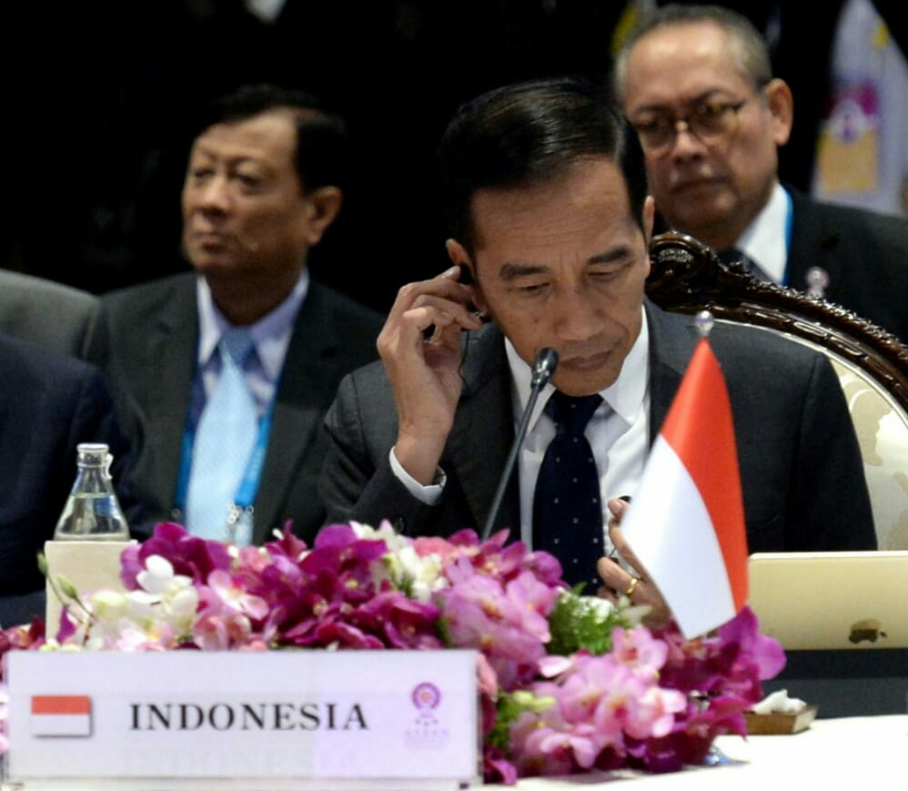 Presiden Jokowi Hadiri Sesi Pleno KTT ke-35 ASEAN di Bangkok