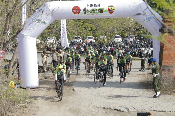 ‘Gowes Bike for Bali 72.7 Km’, Wakasad: TNI AD adalah Kita