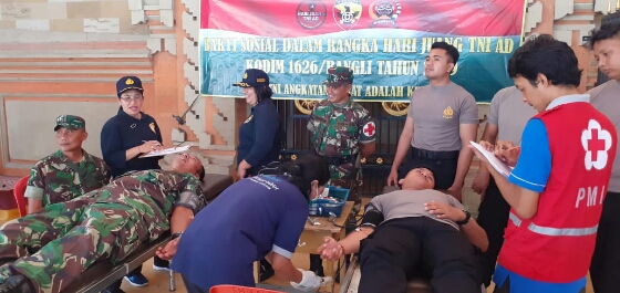 Gandeng Mahasiswa Warmadewa, Kodim Bangli Gelar Bakti Sosial