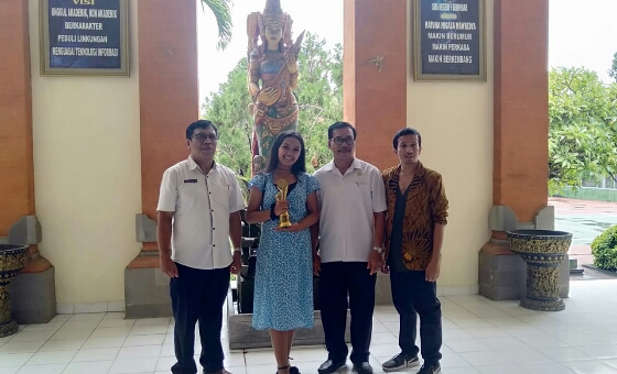Nadia, Siswi SMA 7 Denpasar Berhasil Raih Predikat Penyanyi Favorit di Anugerah Musik Bali 2020