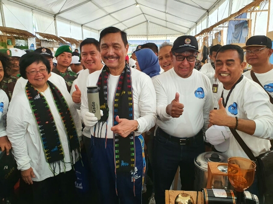 Peringatan Hari Peduli Sampah Nasional di Labuan Bajo, Pegadaian Berikan Edukasi Pilah Sampah Menabung Emas